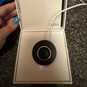 Oura Gen3 Ring Size 10 with Box & Charger